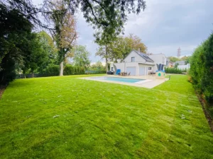 Aménagement paysager jardin avec terrasse et piscine à Wittelsheim
